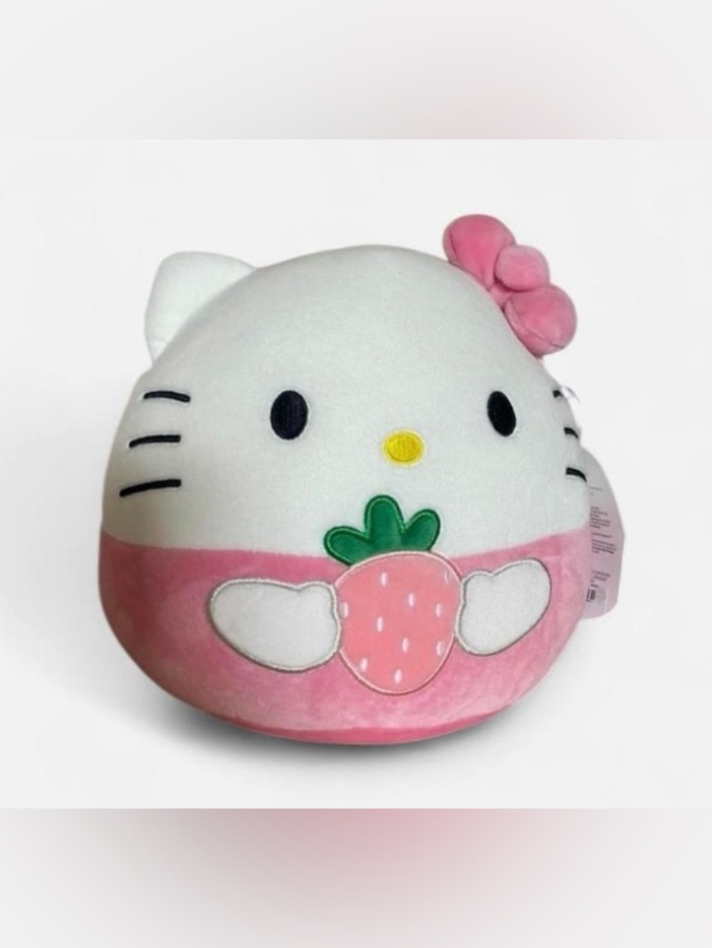 NWT Hello Kitty Pink Strawberry Squishmallow Hot Topic Exclusive